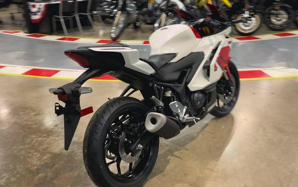 2026 Yamaha YZF-R3 ABS 70TH ANNIVERSARY EDITION
