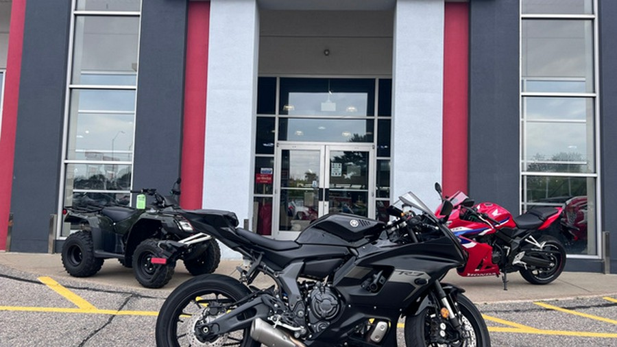 2025 Yamaha YZF R7