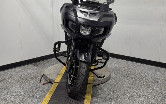 2020 Indian Motorcycle CHALLENGER DARK HORSE
