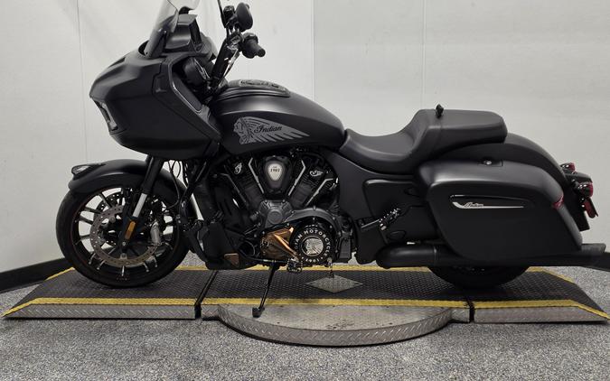2020 Indian Motorcycle CHALLENGER DARK HORSE