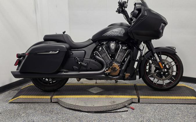 2020 Indian Motorcycle CHALLENGER DARK HORSE