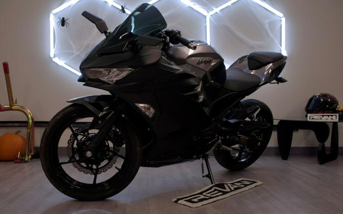 2021 KAWASAKI Ninja 400 ABS