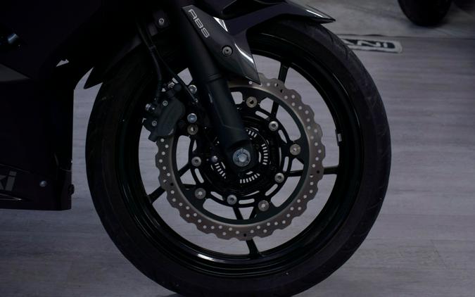 2021 KAWASAKI Ninja 400 ABS