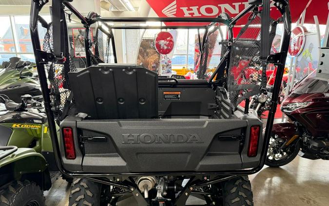 2026 Honda Pioneer 700 Deluxe