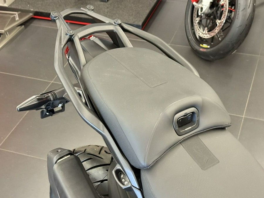 2026 Ducati Multistrada V4 S Travel & Radar Red