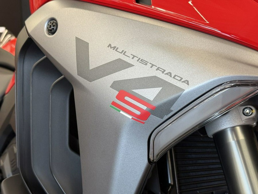 2026 Ducati Multistrada V4 S Travel & Radar Red