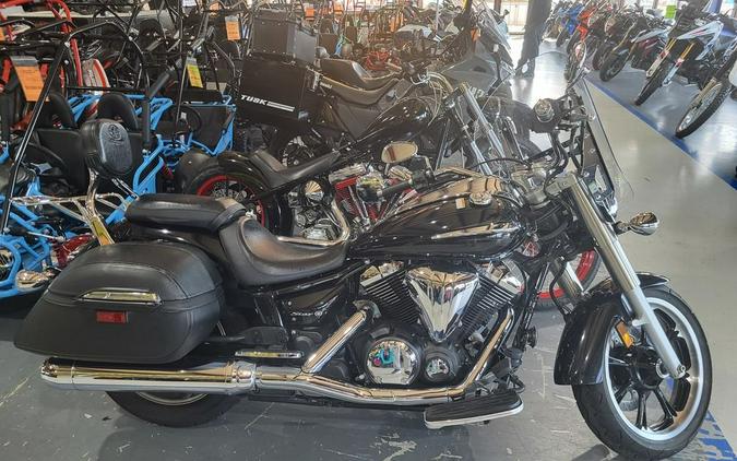 2011 Yamaha V Star® 950 Raven