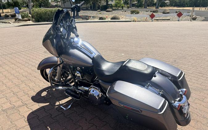 FLHXS 2014 Street Glide® Special