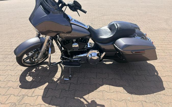 FLHXS 2014 Street Glide® Special