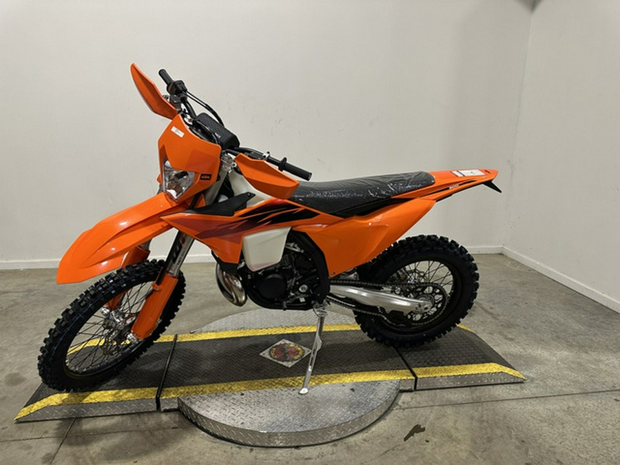 2027 KTM XC 300 W