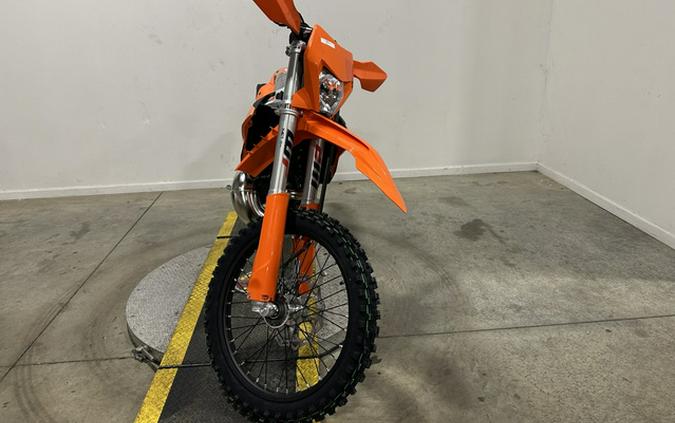 2027 KTM XC 300 W