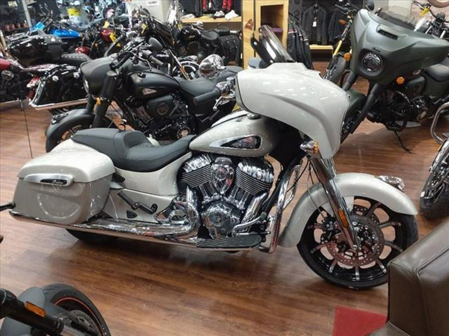 2023 Indian Motorcycle® Chieftain® Black Metallic