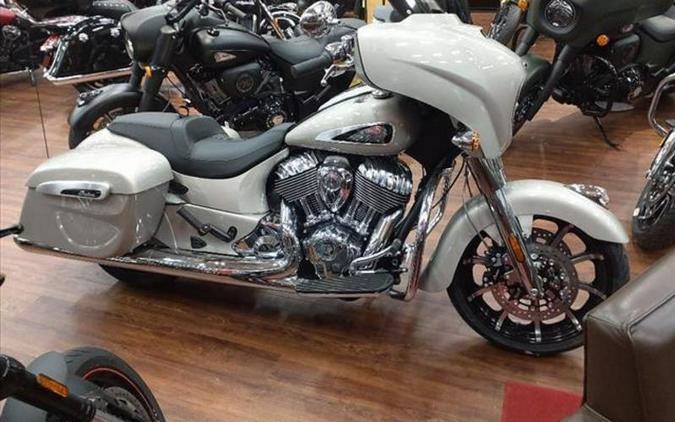 2023 Indian Motorcycle® Chieftain® Black Metallic