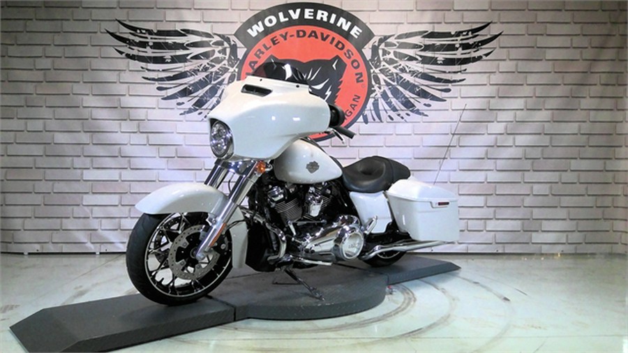 2022 Harley-Davidson Street Glide Special