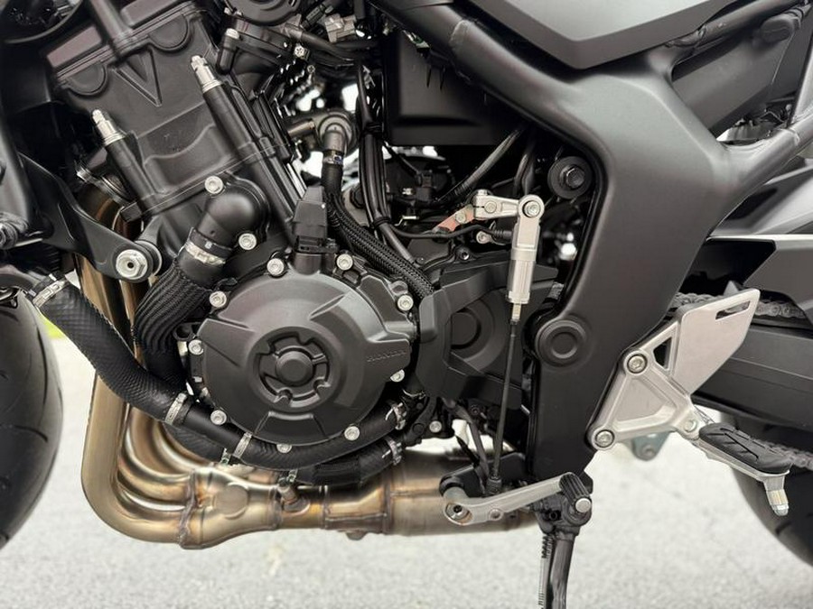 2025 Honda® CB1000 Hornet SP