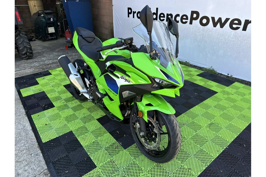 2026 Kawasaki Ninja® 500 SE ABS