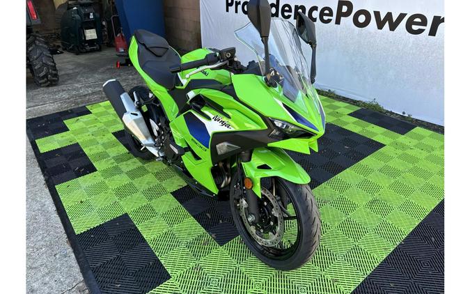 2026 Kawasaki Ninja® 500 SE ABS