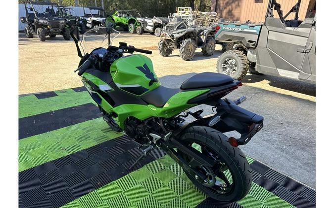2026 Kawasaki Ninja® 500 SE ABS