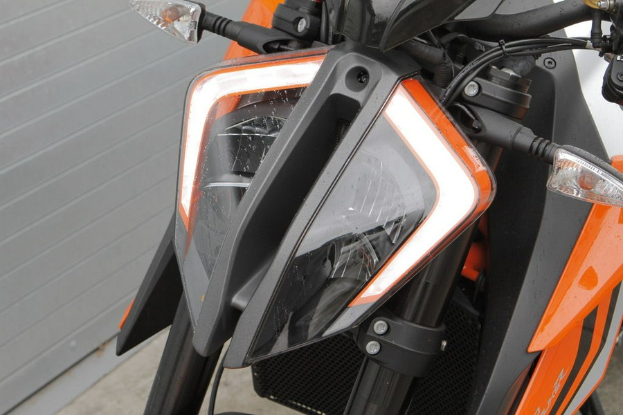 2023 KTM Super Duke 1290 R EVO