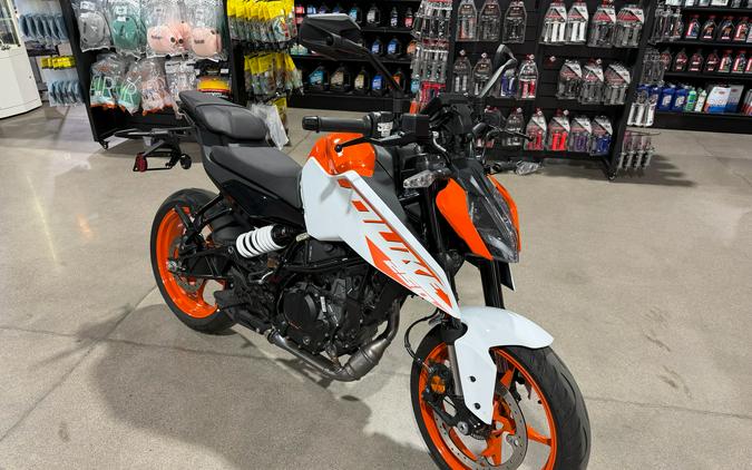 2024 KTM 250 Duke