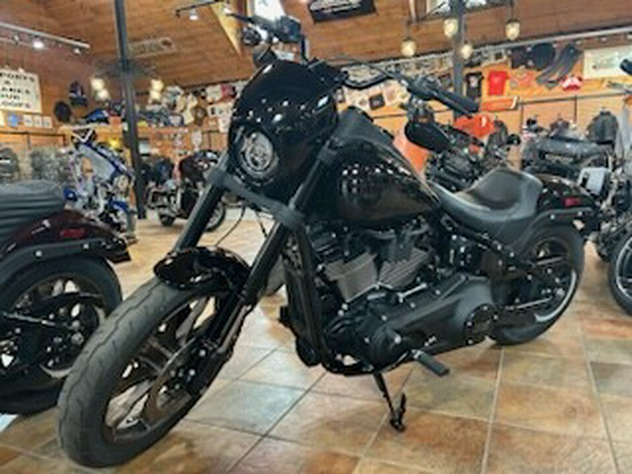 2021 Harley-Davidson Low Rider S Vivid Black - Black Finish