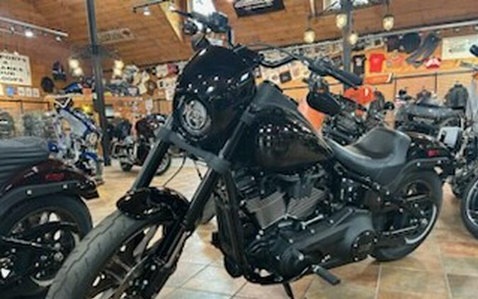 2021 Harley-Davidson Low Rider S Vivid Black - Black Finish