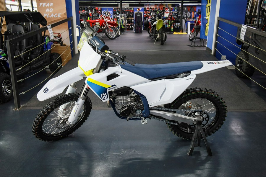 2025 Husqvarna Motorcycles FC 450