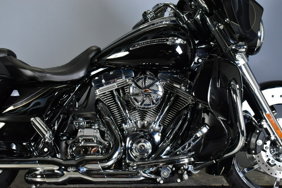 2012 Harley-Davidson CVO Street Glide