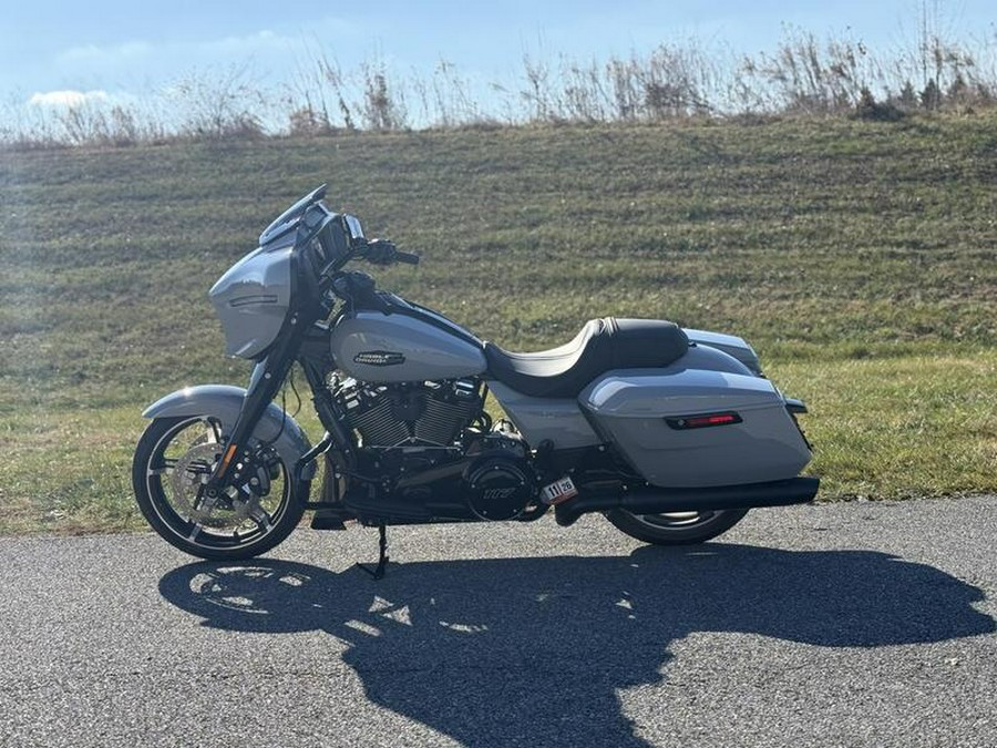2025 Harley-Davidson® FLHX - Street Glide®