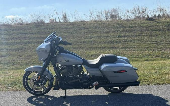2025 Harley-Davidson® FLHX - Street Glide®
