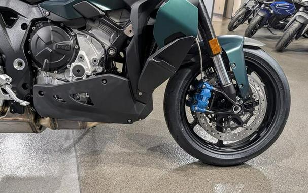 2026 BMW M 1000 XR Aurelius Green Metallic Matte