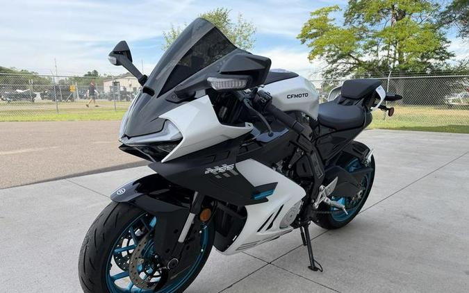 2025 CFMOTO 675SS