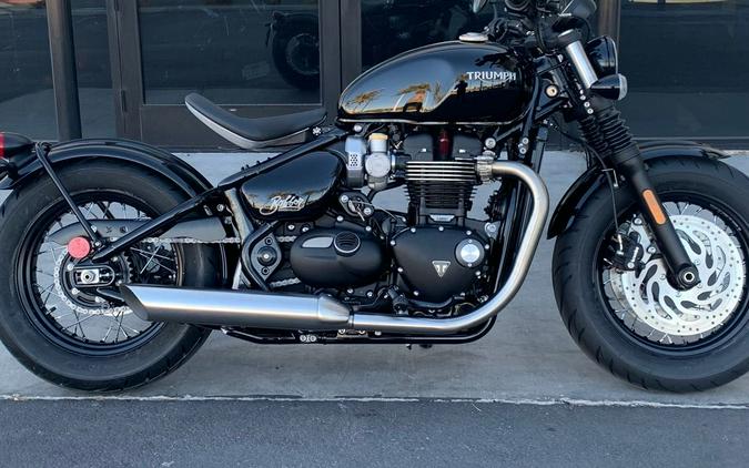 2024 Triumph Bonneville Bobber Jet Black