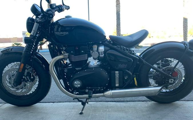 2024 Triumph Bonneville Bobber Jet Black