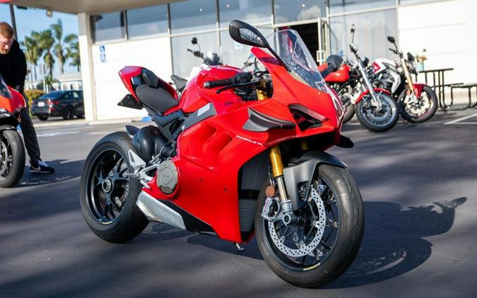 2021 Ducati Panigale V4 S