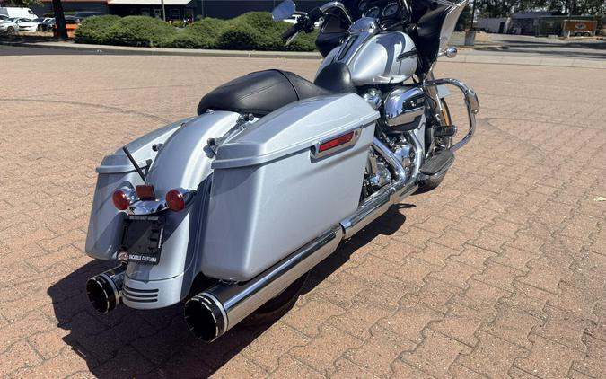 FLTRXS 2023 Road Glide® Special