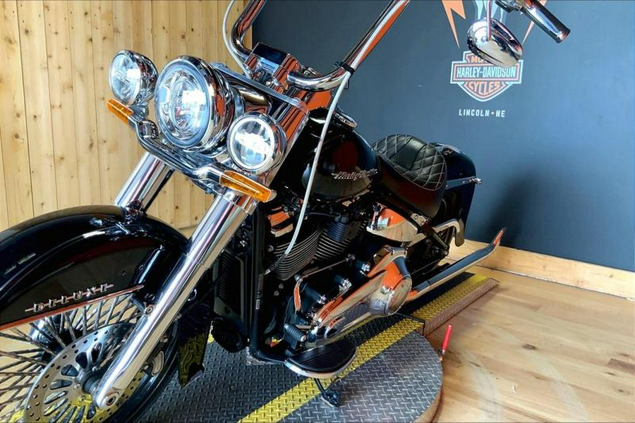 2019 Harley-Davidson® FLDE - Softail® Deluxe