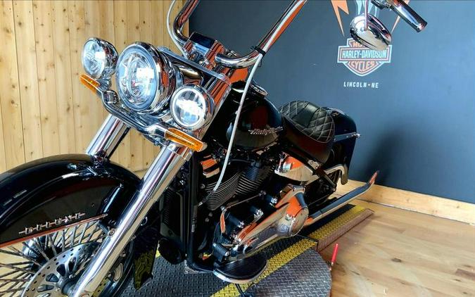 2019 Harley-Davidson® FLDE - Softail® Deluxe