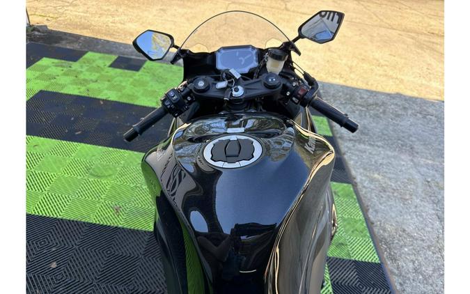 2026 Kawasaki NINJA ZX-6R ABS