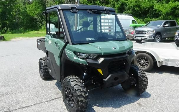 2026 Can-Am Defender DPS CAB