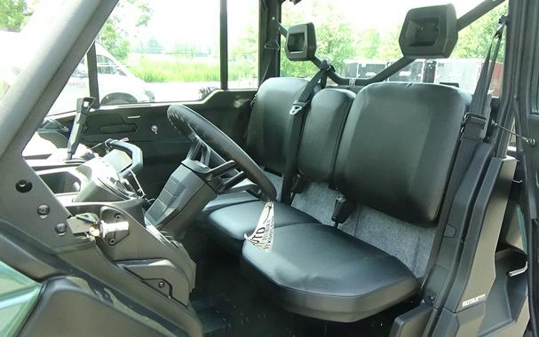 2026 Can-Am Defender DPS CAB