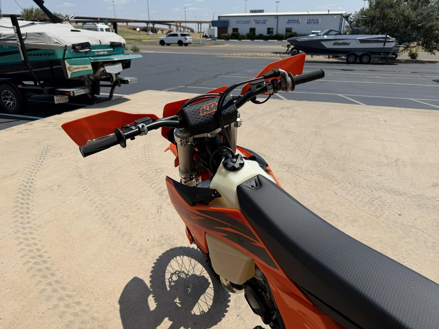 2027 KTM 300 XC W