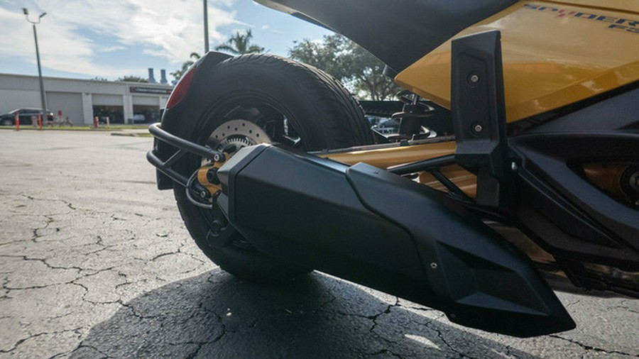 2017 Can-Am Spyder F3-S 6-Speed Semi-Automatic (SE6)