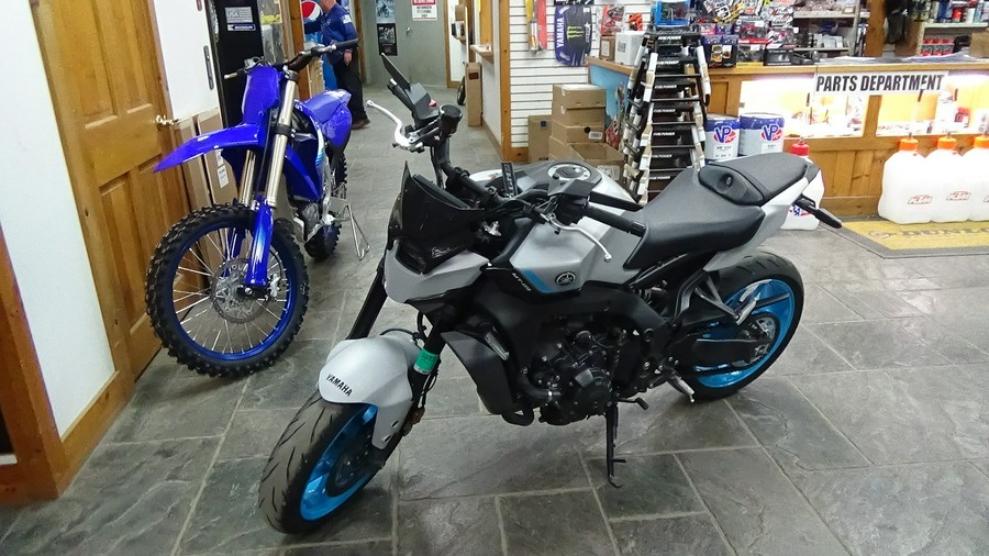 2025 Yamaha MT-09