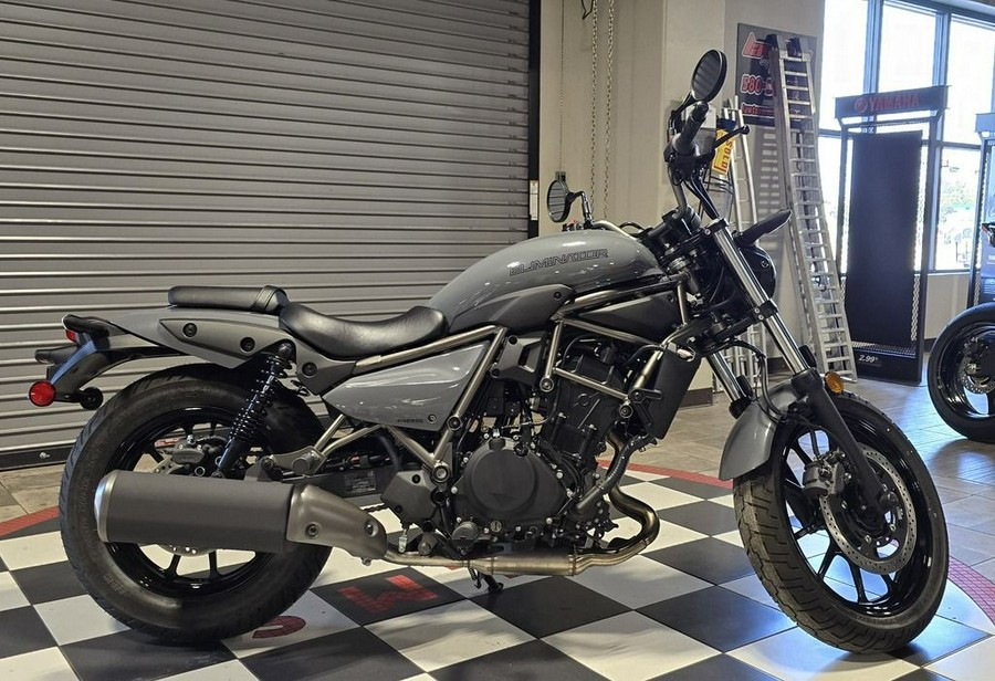 2024 Kawasaki Eliminator® ABS Pearl Storm Gray