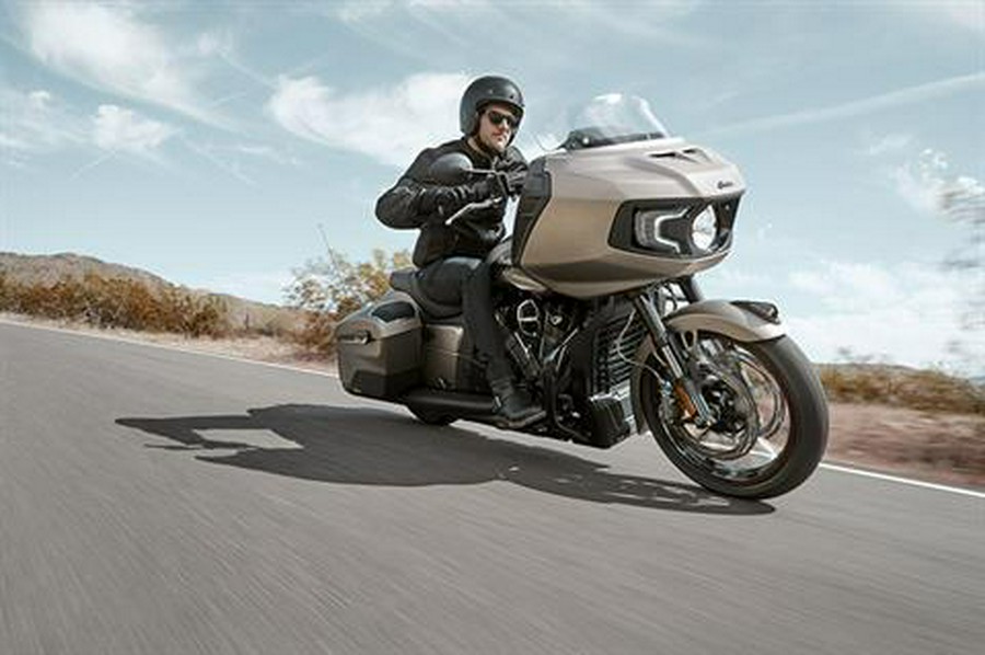 2020 Indian Motorcycle Challenger® Dark Horse®