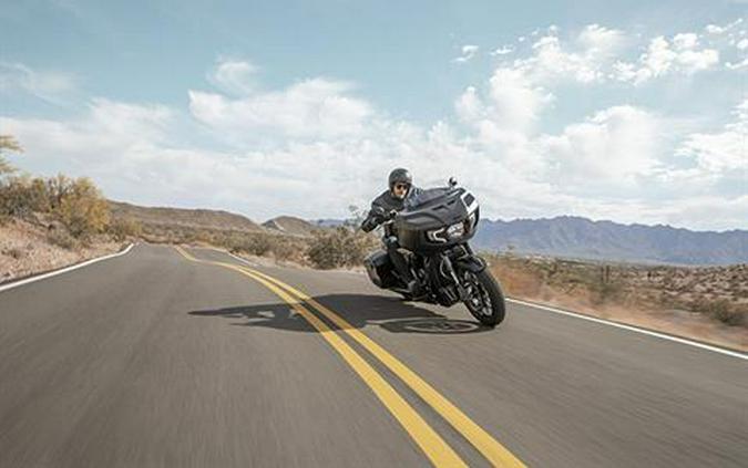 2020 Indian Motorcycle Challenger® Dark Horse®