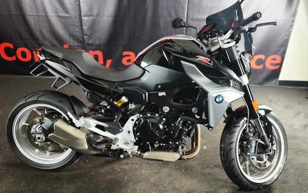2022 BMW F 900 R - FF33136