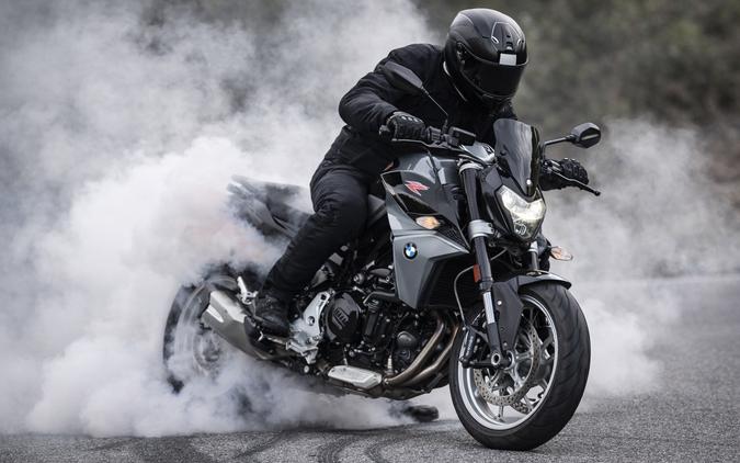 2022 BMW F 900 R - FF33136