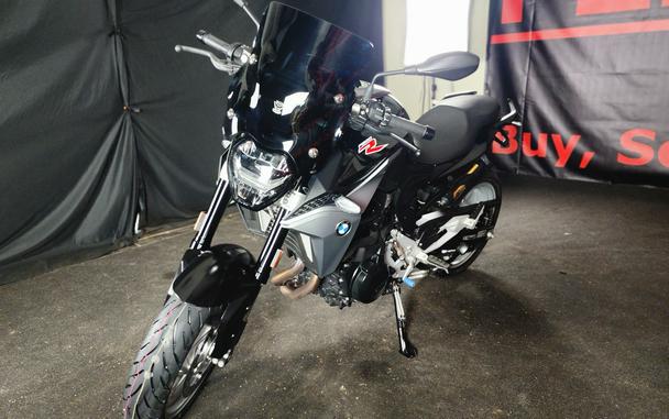 2022 BMW F 900 R - FF33136